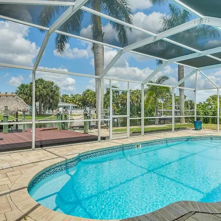 Sleek Cape Coral Home With Private Pool On Canal!